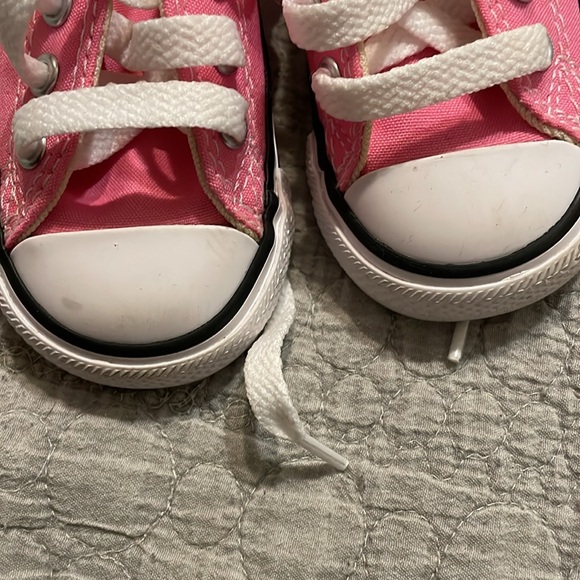 Infant Converse low tops - Picture 2 of 5